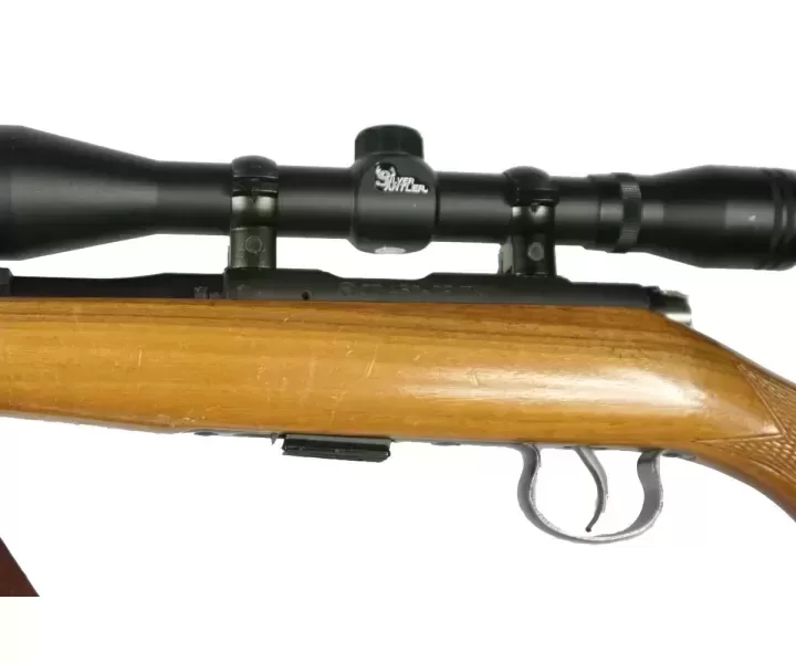 S/H CZ452 LUX .22LR FULL PACKAGE