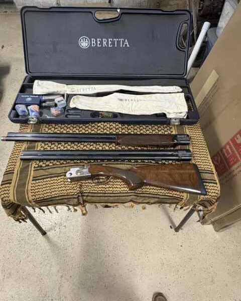 Beretta 682 Gold E with 28" and 32" set of barrels
