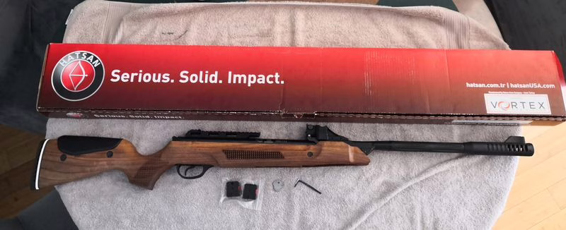 Hatsan Speedfire Multi Shot Break Barrel Air Rifle Walnut Stock .177. Brand new, unused.
