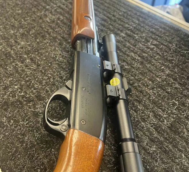 Remington Fieldmaster Model 572 .22 S/L/LR Pump Rifle Tasco Scope Minty