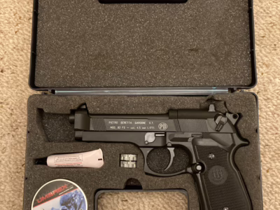 Umarex Beretta 92FS - Immaculate Condition