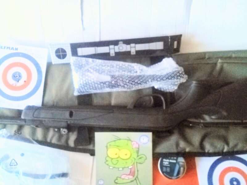 BRAND NEWISH GAMO DELTA JUNIOR AIR RIFLE