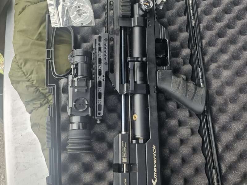 FX MAVERICK BLACK COMPACT in 177 sub 12. like new with Pard 008lrf scope