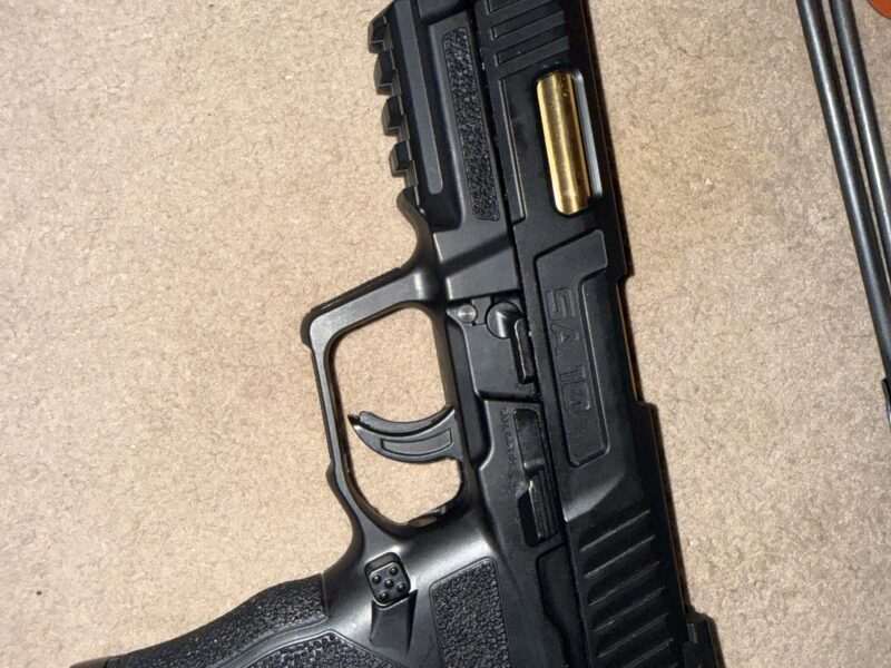 Umarex SA10 CO2 Air Pistol Bundle Set