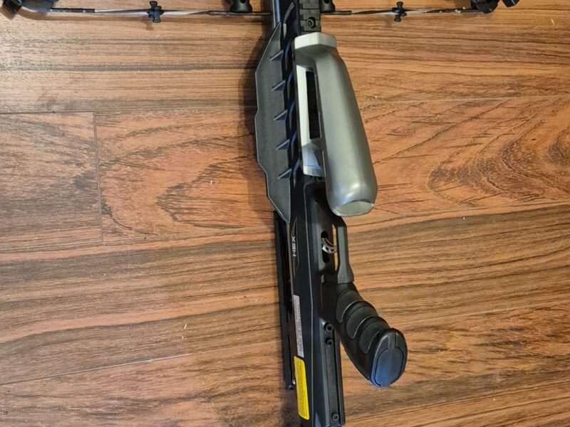 NEW HEX 400 Crossbow 210lb
