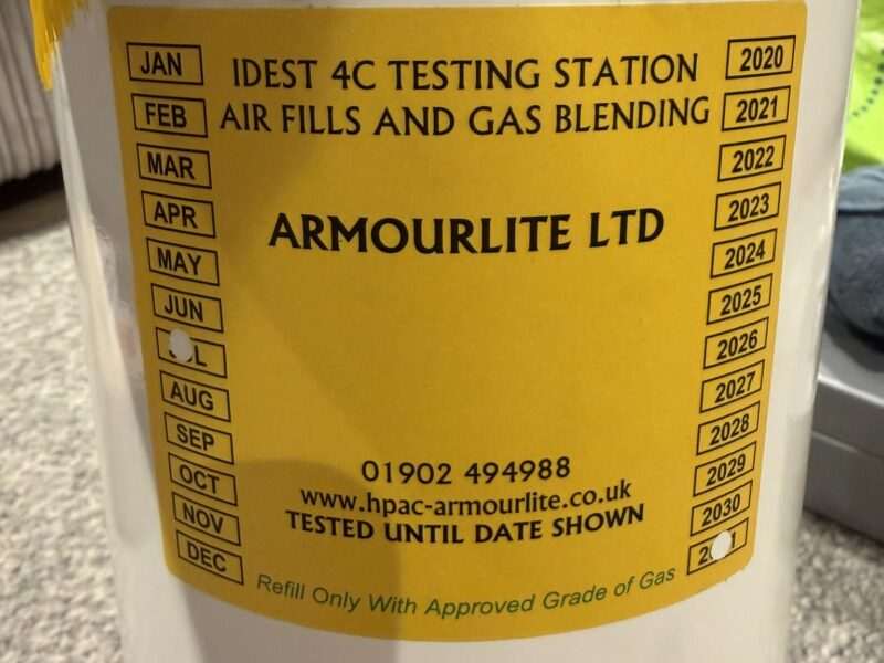 Bisley 5 litre 300 bar breathing air cylinder in good used condition.