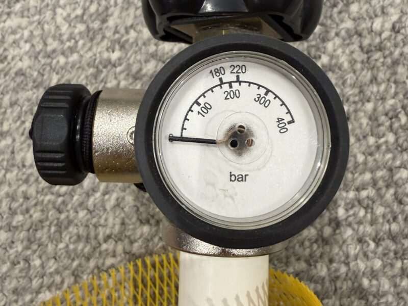 Bisley 5 litre 300 bar breathing air cylinder in good used condition.