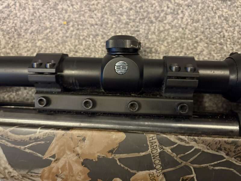 Hunter realtree 16J .22 air rifle break barrel