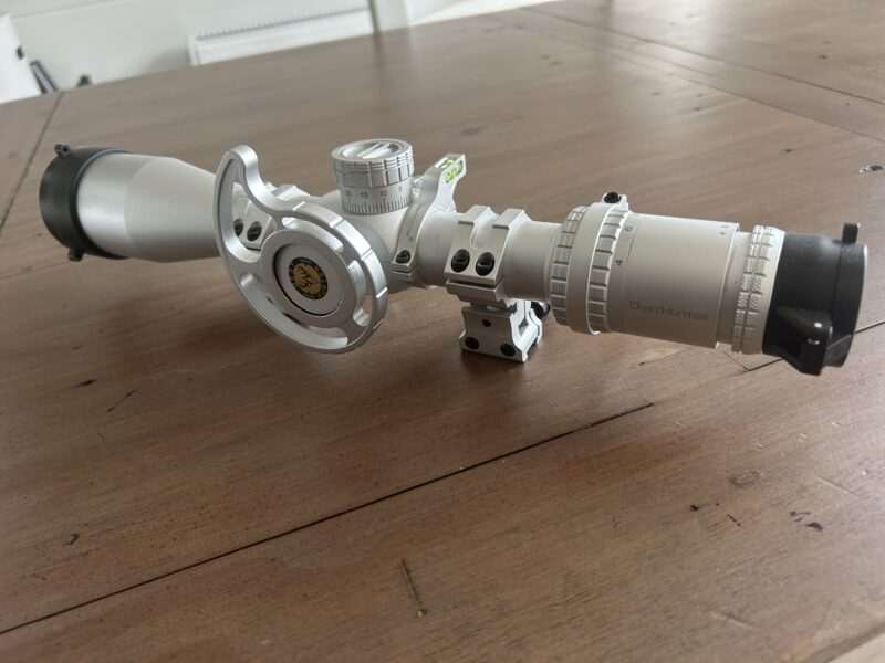 WESTHUNTER SCOPE IN EXCELLENT CONDITION/ NO ISSUES